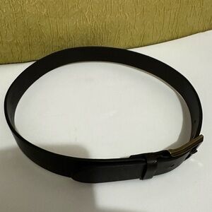LIZ CLAIBORNE belt